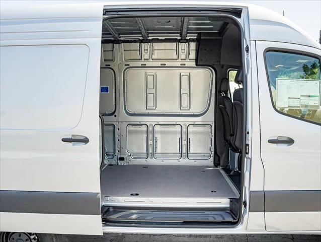2025 Mercedes-Benz Sprinter 2500 Standard Roof 4-Cyl Diesel HO