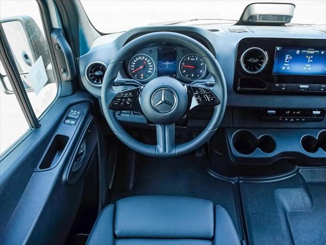 2025 Mercedes-Benz Sprinter 2500 Standard Roof 4-Cyl Diesel HO
