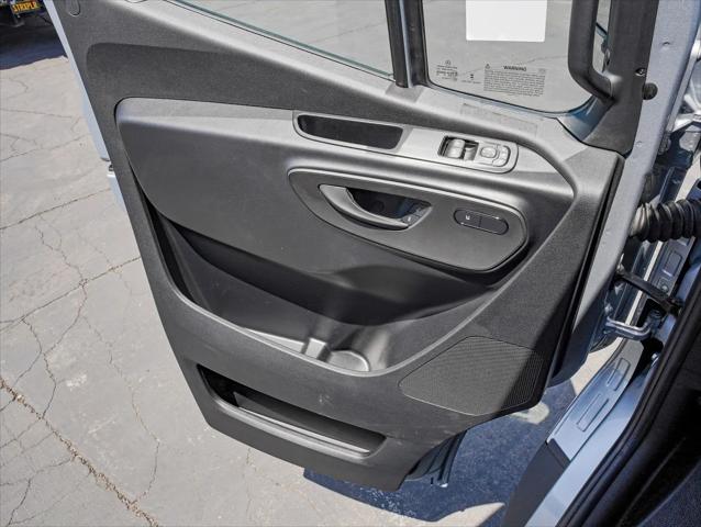 2025 Mercedes-Benz Sprinter 2500 Standard Roof 4-Cyl Diesel HO