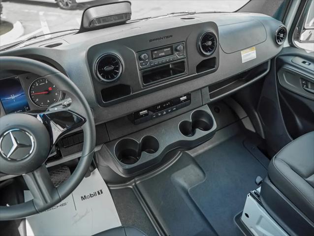 2025 Mercedes-Benz Sprinter 2500 High Roof 4-Cyl Diesel