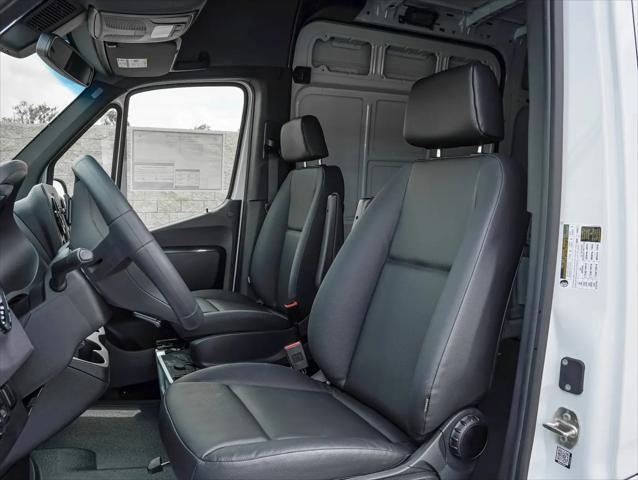 2025 Mercedes-Benz Sprinter 2500 High Roof 4-Cyl Diesel
