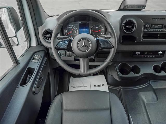 2025 Mercedes-Benz Sprinter 2500 High Roof 4-Cyl Diesel