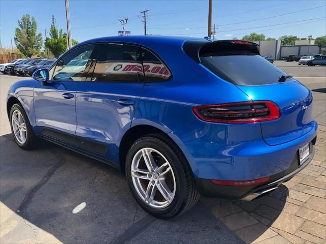 2017 Porsche Macan Macan