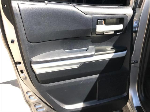 2014 Toyota Tundra SR5 5.7L V8