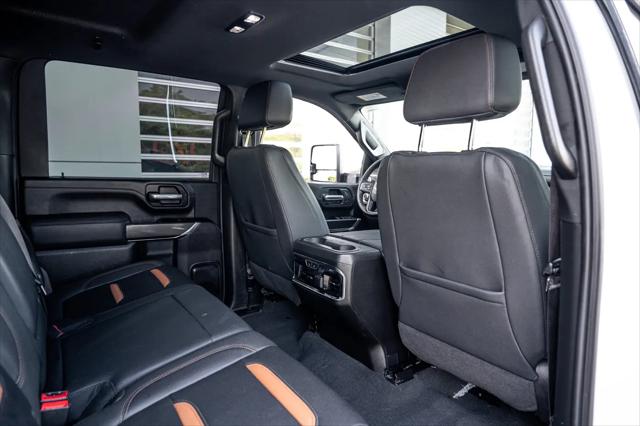 2023 GMC Sierra 3500HD 4WD Crew Cab Standard Bed AT4