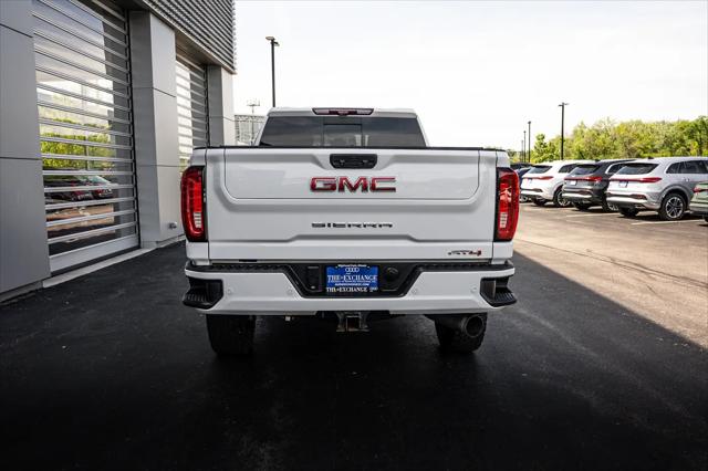 2023 GMC Sierra 3500HD 4WD Crew Cab Standard Bed AT4