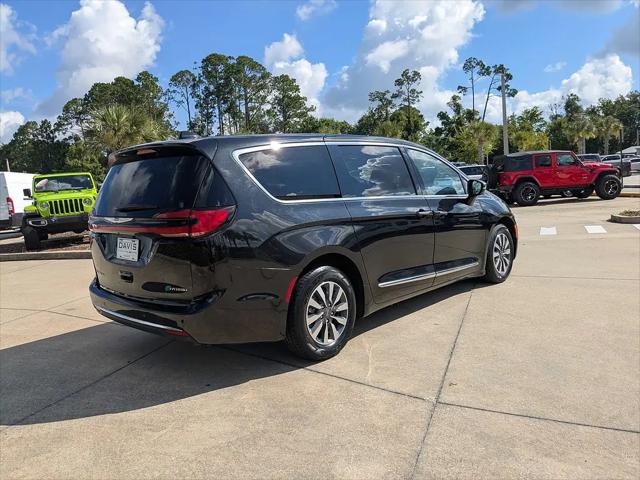 2023 Chrysler Pacifica Hybrid Limited