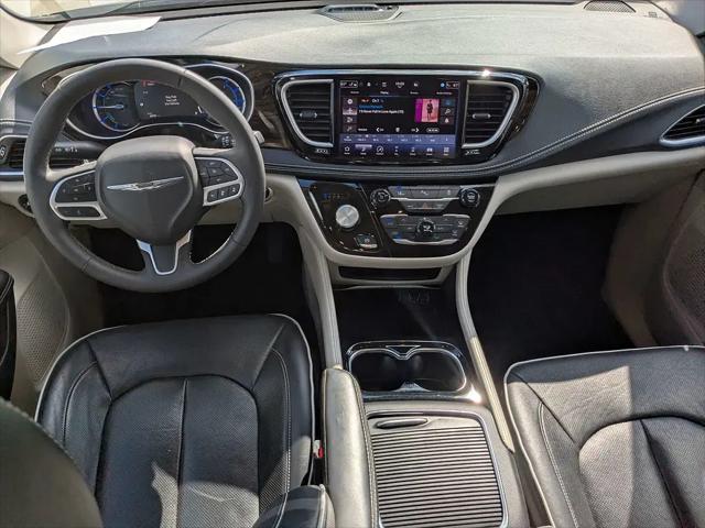 2023 Chrysler Pacifica Hybrid Limited