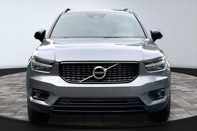 2019 Volvo XC40 T5 R-Design