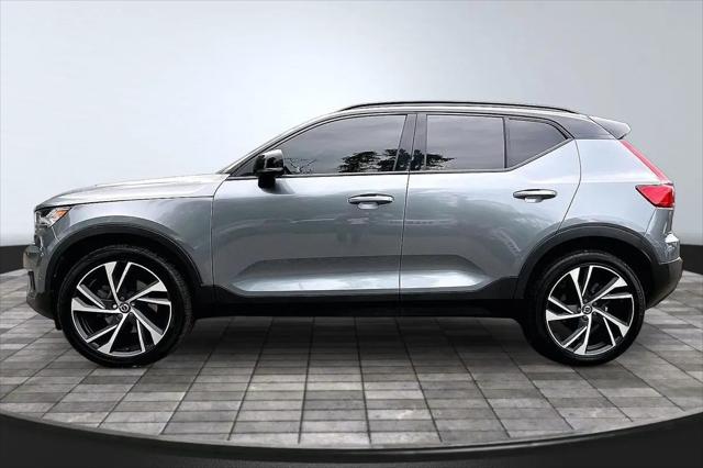 2019 Volvo XC40 T5 R-Design