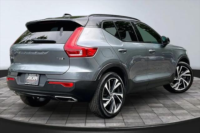 2019 Volvo XC40 T5 R-Design