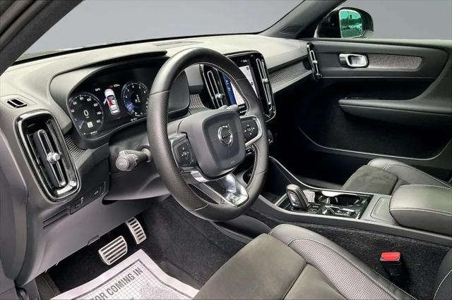 2019 Volvo XC40 T5 R-Design