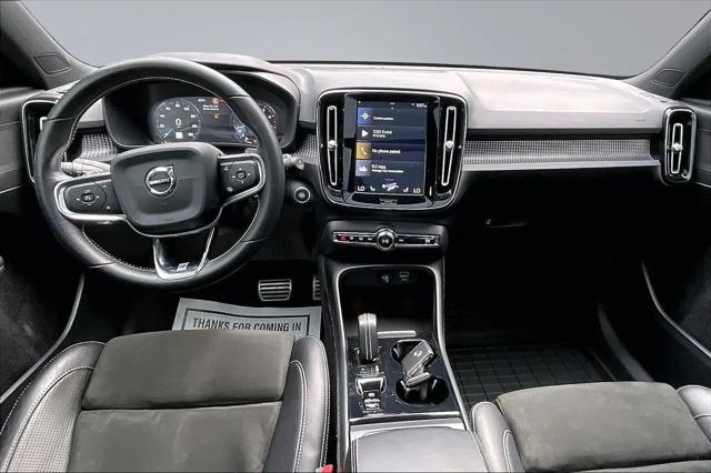 2019 Volvo XC40 T5 R-Design