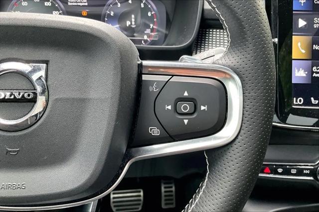 2019 Volvo XC40 T5 R-Design