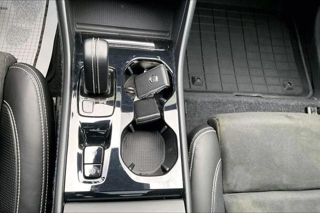 2019 Volvo XC40 T5 R-Design