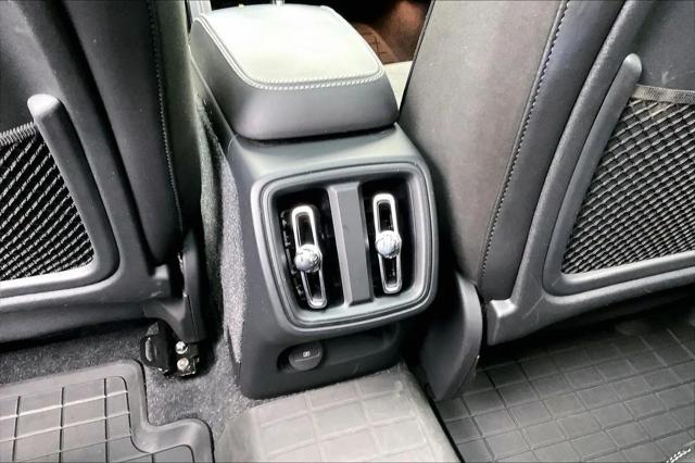 2019 Volvo XC40 T5 R-Design