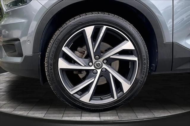 2019 Volvo XC40 T5 R-Design