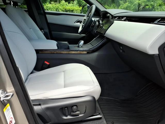 2026 Land Rover Range Rover Velar P250 Dynamic SE
