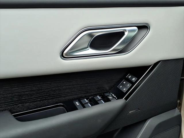 2026 Land Rover Range Rover Velar P250 Dynamic SE