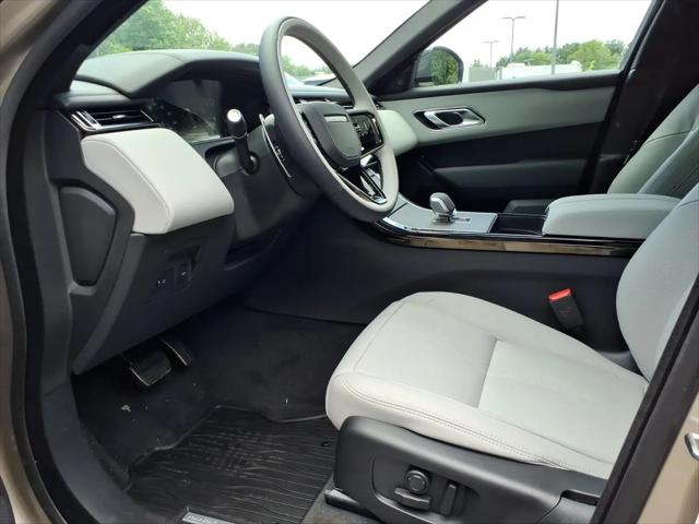 2026 Land Rover Range Rover Velar P250 Dynamic SE
