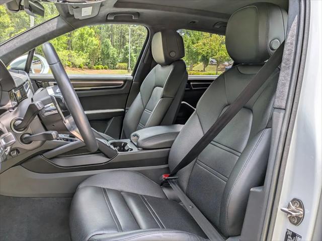 2023 Porsche Cayenne GTS