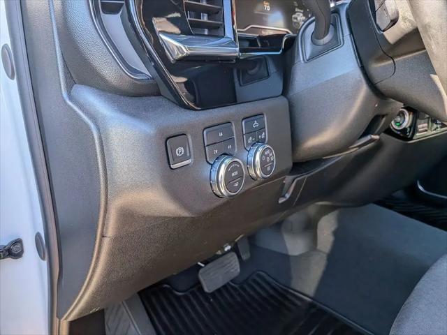 2025 GMC Sierra 3500HD 4WD Crew Cab Long Bed SLE