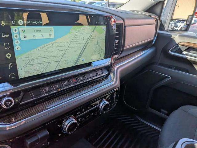 2025 GMC Sierra 3500HD 4WD Crew Cab Long Bed SLE