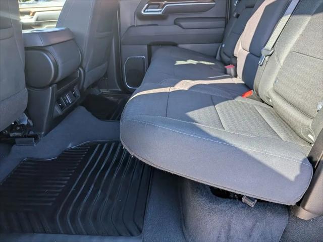 2025 GMC Sierra 3500HD 4WD Crew Cab Long Bed SLE
