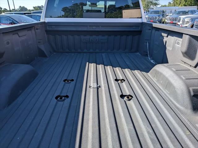 2025 GMC Sierra 3500HD 4WD Crew Cab Long Bed SLE