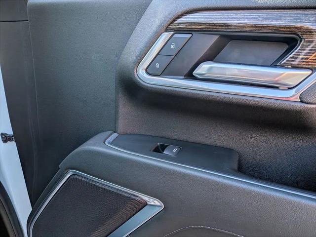 2025 GMC Sierra 3500HD 4WD Crew Cab Long Bed SLE