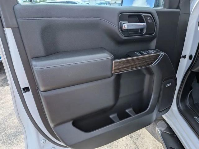 2020 Chevrolet Silverado 1500 4WD Crew Cab Short Bed RST