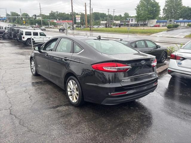 2019 Ford Fusion Hybrid SE