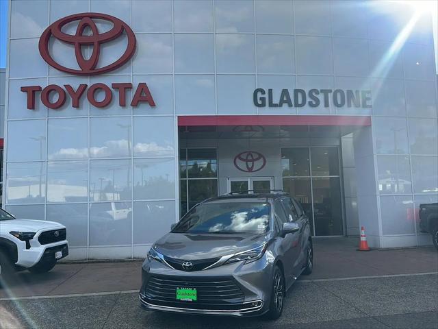 2026 Toyota Sienna Platinum for sale in Gladstone, OR