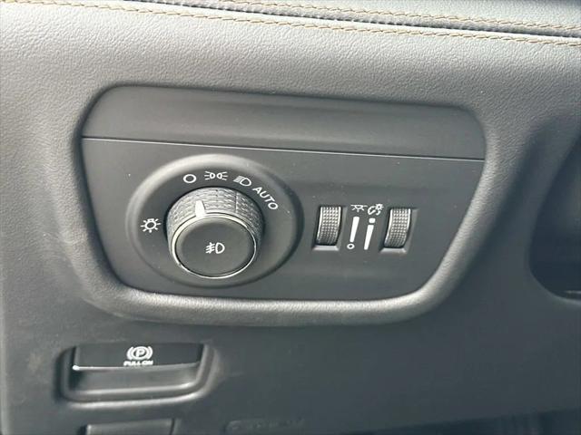 2026 Jeep Grand Cherokee Summit 4x4