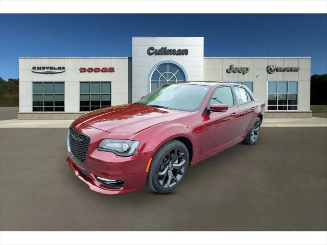 2023 Chrysler 300 Touring L