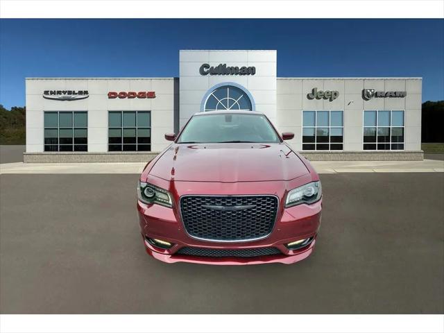 2023 Chrysler 300 Touring L