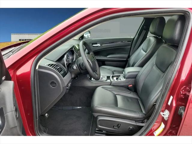 2023 Chrysler 300 Touring L