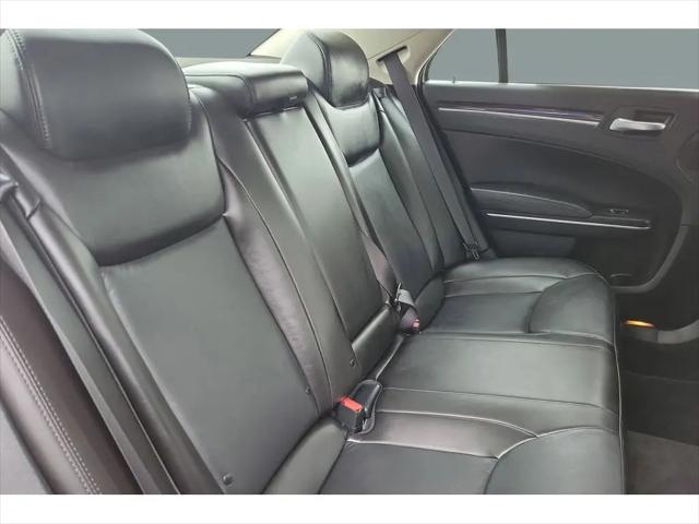2023 Chrysler 300 Touring L