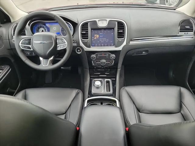 2023 Chrysler 300 Touring L