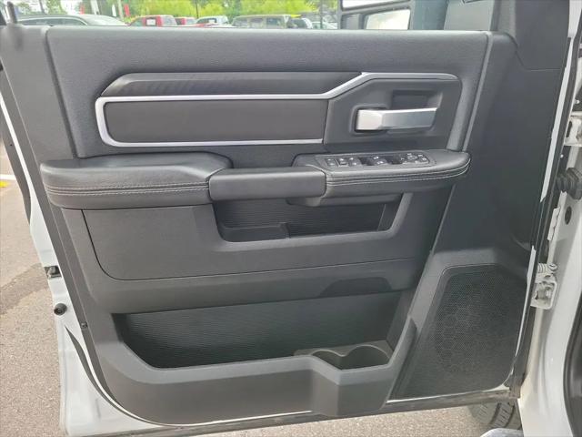 2025 Ram 2500 Big Horn Crew Cab 4x4 6'4" Box