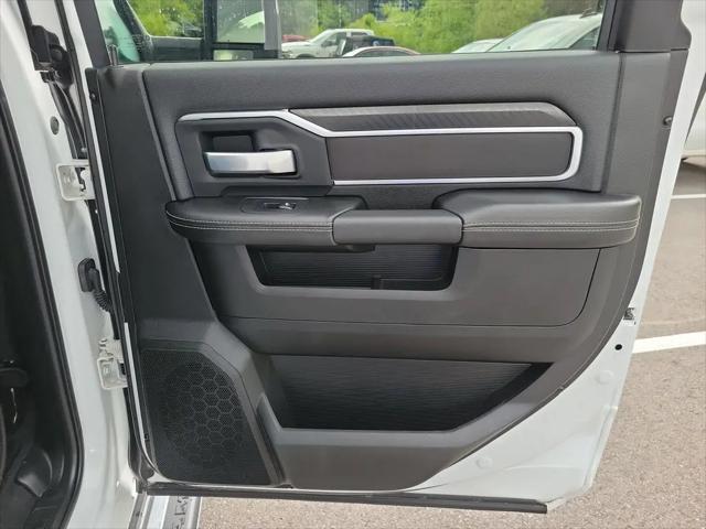2025 Ram 2500 Big Horn Crew Cab 4x4 6'4" Box