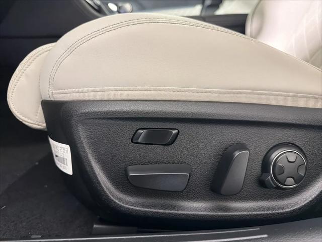 2024 Genesis G70 3.3T RWD Sport Advanced