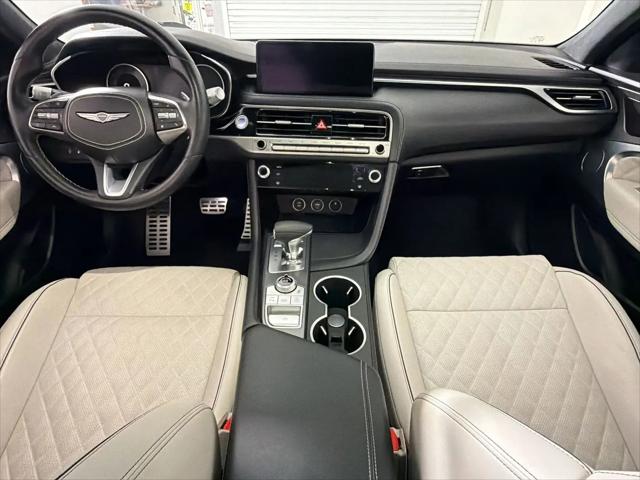 2024 Genesis G70 3.3T RWD Sport Advanced
