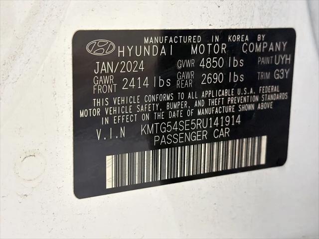 2024 Genesis G70 3.3T RWD Sport Advanced