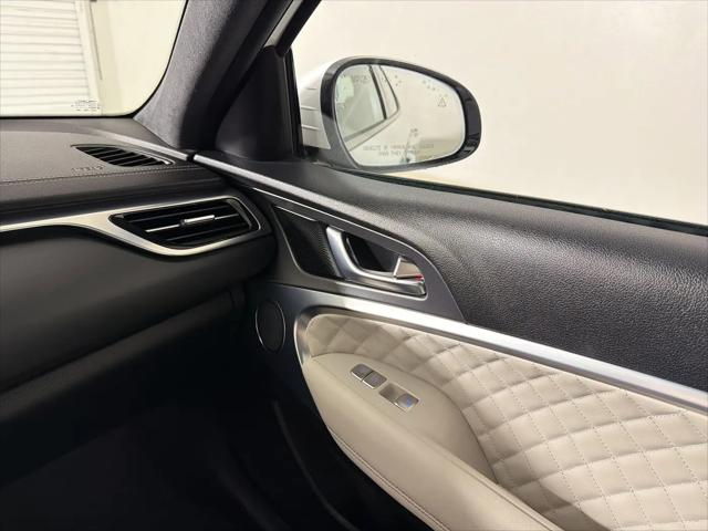 2024 Genesis G70 3.3T RWD Sport Advanced