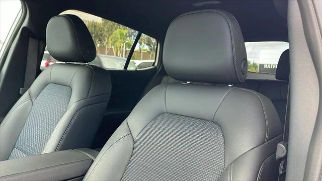 2026 Buick NV Preferred FWD