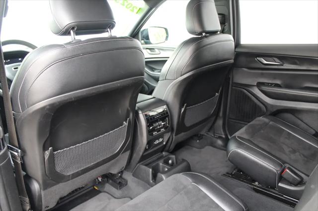 2023 Jeep Grand Cherokee L Altitude 4x4