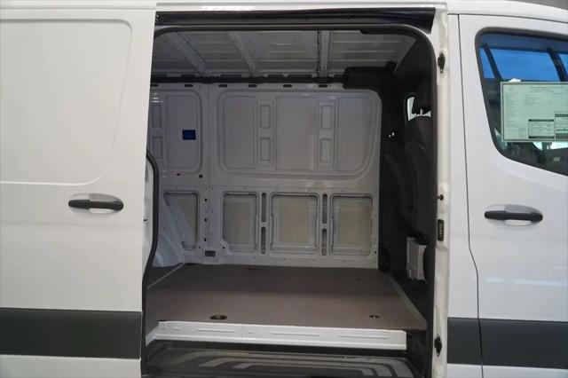 2025 Mercedes-Benz Sprinter 2500 Standard Roof 4-Cyl Diesel HO