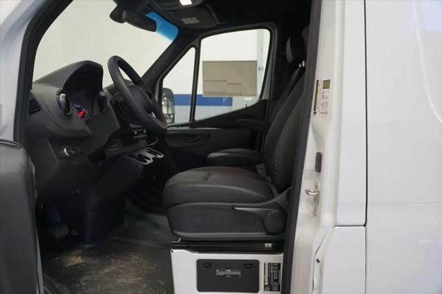 2025 Mercedes-Benz Sprinter 2500 Standard Roof 4-Cyl Diesel HO