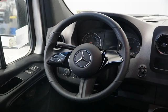 2025 Mercedes-Benz Sprinter 2500 Standard Roof 4-Cyl Diesel HO